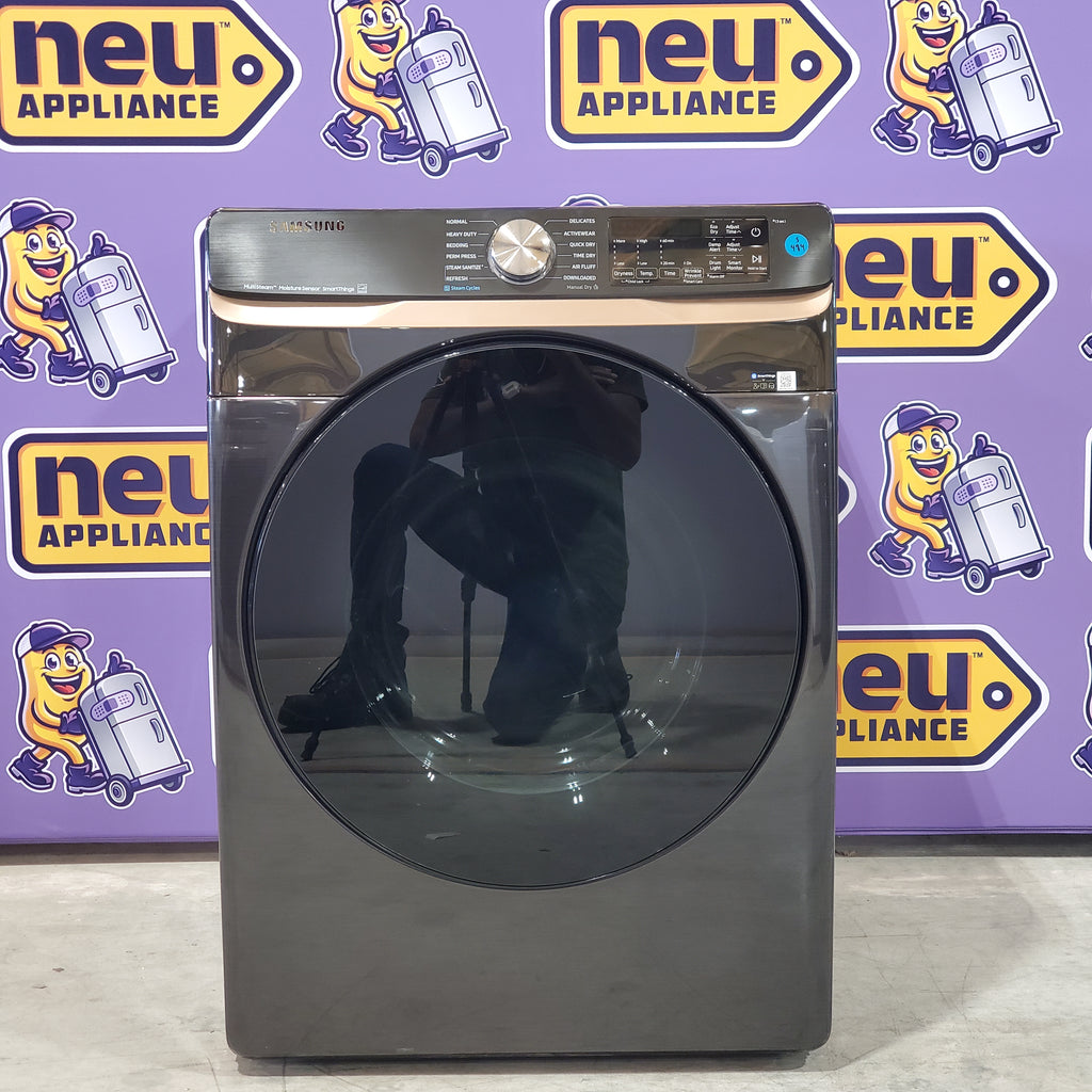 Pictures of Samsung Brushed Black Smart Gas 7.5 Cu. Ft. Dryer with Steam Sanitize+ and Sensor Dry DVG50BG8300V - Scratch and Dent (Minor) - Neu Appliance Outlet - Discount Appliance Outlet in Austin, Tx