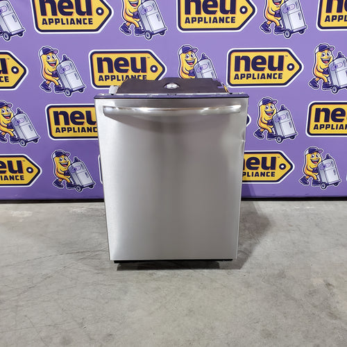 Pictures of Frigidaire Gallery 24 in. Smudge-Proof Stainless Steel ENERGY STAR Top Control Built In Dishwasher with Third Rack 22133SD171 - GDSH4715AF - Scratch & Dent (Minor) - Neu Appliance Outlet - Discount Appliance Outlet in Austin, Tx