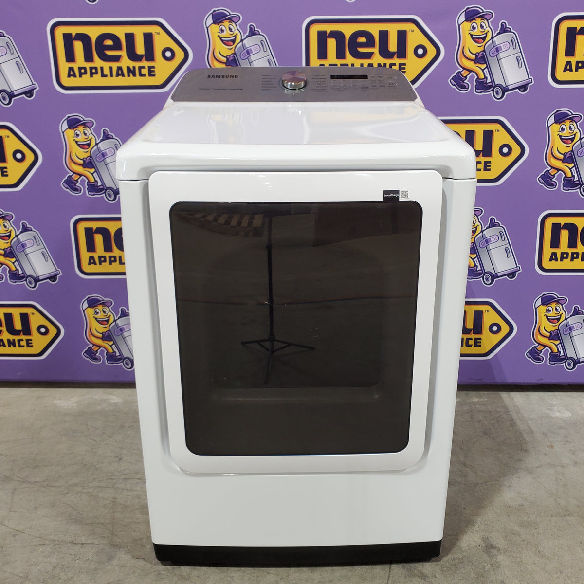 Samsung White Smart Electric 7.4 Cu. Ft. Dryer with Sensor Dry and Steam Sanitize+ 22131SD75 - DVE52A5500W - Open Box