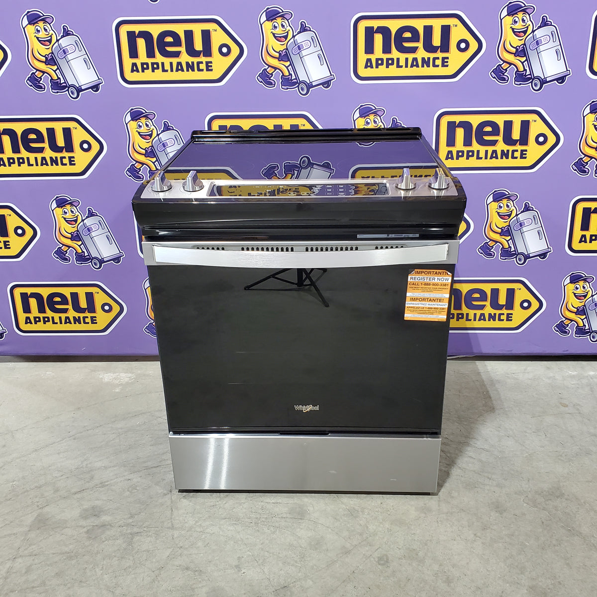 Whirlpool 4.8 cu. ft. 4 Burner Element Single Oven Electric Range in Stainless Steel 22136SD247 - WEE515S0LZ - Scratch & Dent (Minor)
