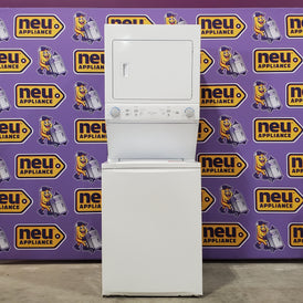 Frigidaire Electric Washer/Dryer Laundry Center - 3.9 Cu. Ft Washer and 5.5 Cu. Ft. Dryer FLCE7522AW - Scratch & Dent (Minor)
