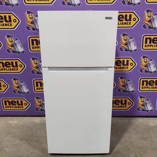 Vissani 14.2 cu. ft. Top Freezer Refrigerator in White, Garage Ready 251310SD904 - MDTF14WH5 - Scratch & Dent (Minor)