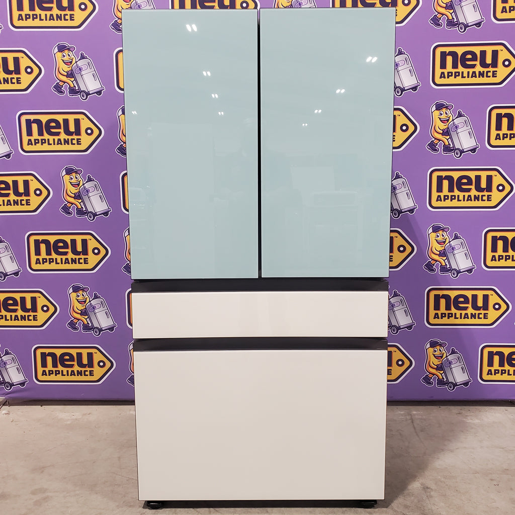 Pictures of Samsung Bespoke 29 cu ft. 4-Door Standard Depth French Door Smart Refrigerator with Beverage Center Auto Fill Pitcher and Dual Ice Maker with Ice Bites™ in White Glass 22SD055 - RF29BB86004MAA - Open Box - Neu Appliance Outlet - Discount Appliance Outlet in Austin, Tx