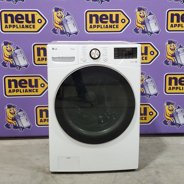 LG 4.5 cu. ft. Front Load Washer with Steam and Built-In Intelligence in White WM4000HWA - Open Box