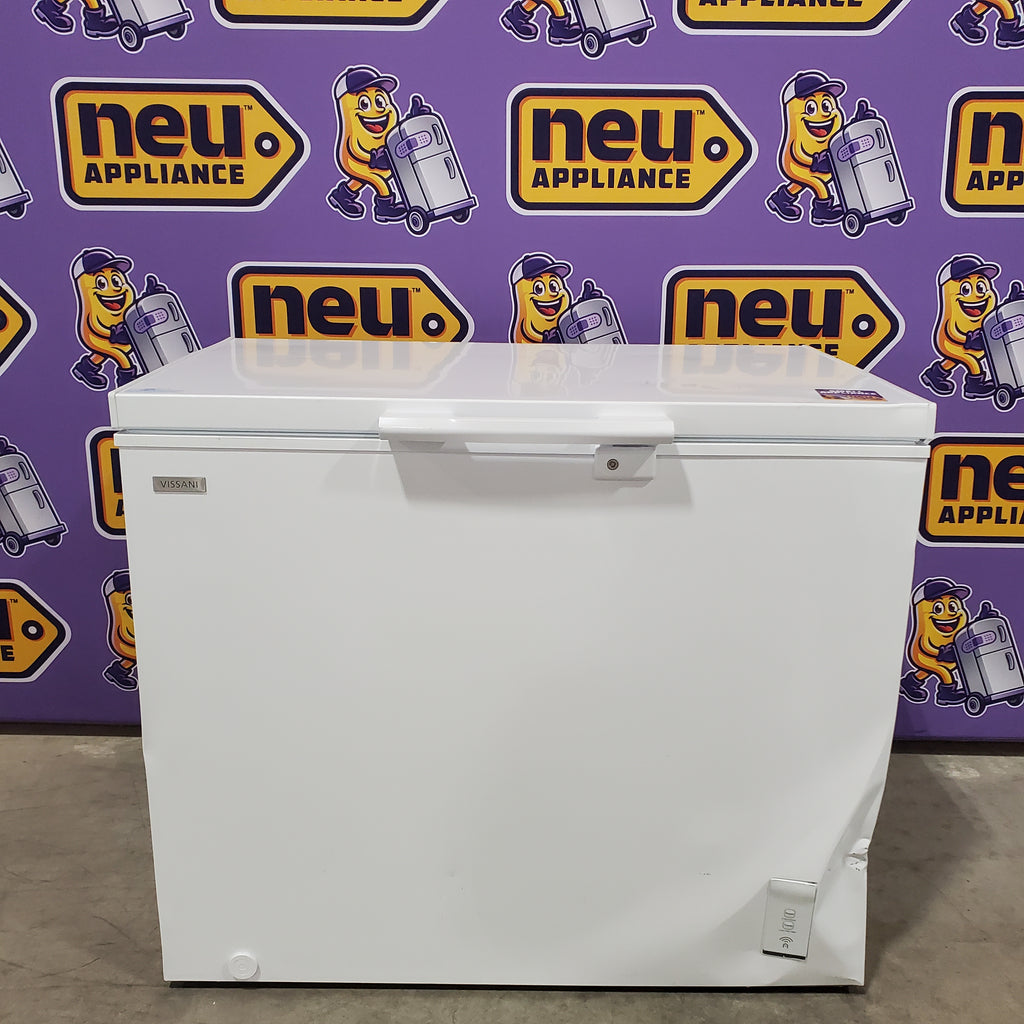 Vissani 8.8 cu. ft. Manual Defrost Convertible Garage Ready Chest Freezer in White, Powered by Hubspace 25135SD576 - MDCF9WH - Scratch & Dent (Major)