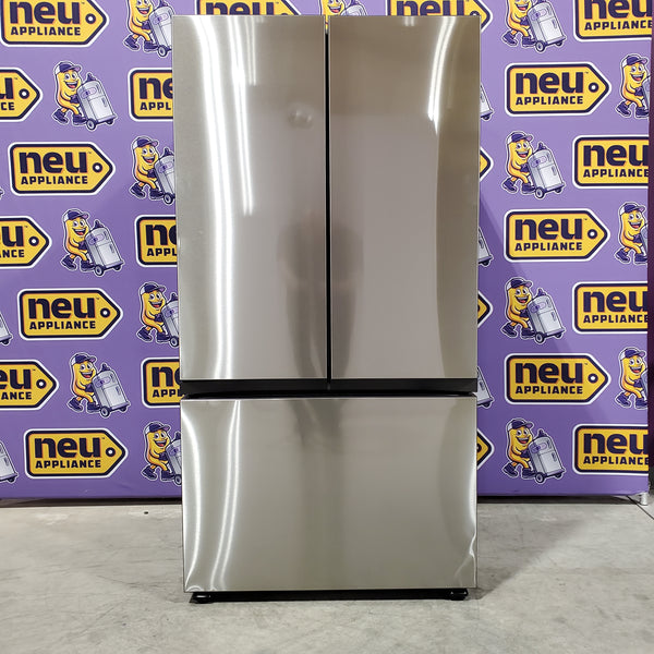 Samsung Bespoke 3-Door French Door Refrigerator (30 cu. ft.) with Beverage Center™ in Stainless Steel with Auto Fill Water Pitcher 4SD411 - RF30BB6600QL - Scratch & Dent (Minor)