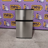 Vissani 3.2 cu. ft. Mini Refrigerator in Stainless Look with 2-Doors, Glass Shelves, and Energy Efficiency SA606 - MDCM31SS5 - Scratch & Dent (Minor)