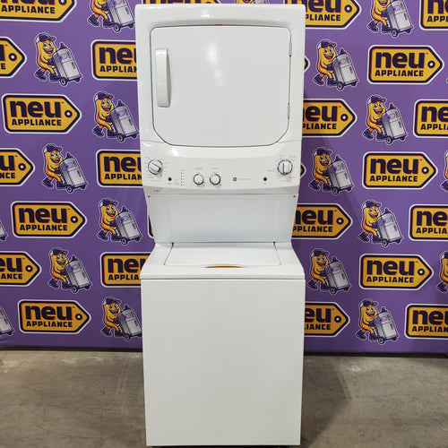 GE Unitized Spacemaker® 3.8 cu. ft. Capacity Washer with Stainless Steel Basket and 5.9 cu. ft. Capacity Electric Dryer 1CR000150 - GUD27ESSMWW - Scratch & Dent (Minor)