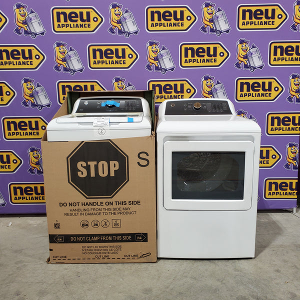 GE 4.5 cu. ft. Capacity Washer with Water Level Control GTW585BSVWS - New in Box and GE Electric 7.4 Cu. Ft. Front Load Dryer with Sensor Dry in White 16100 - GTD58EBSVWS - Scratch & Dent (Minor)