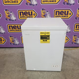 Vissani 5.0 cu. ft. Manual Defrost Chest Freezer with LED Light in White, Garage Ready HMCF5W5 - Scratch & Dent (Moderate)