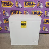 Vissani 7.0 cu. ft. Manual Defrost Chest Freezer with LED Light in White, Garage Ready HMCF7W5 - Scratch & Dent (Major)