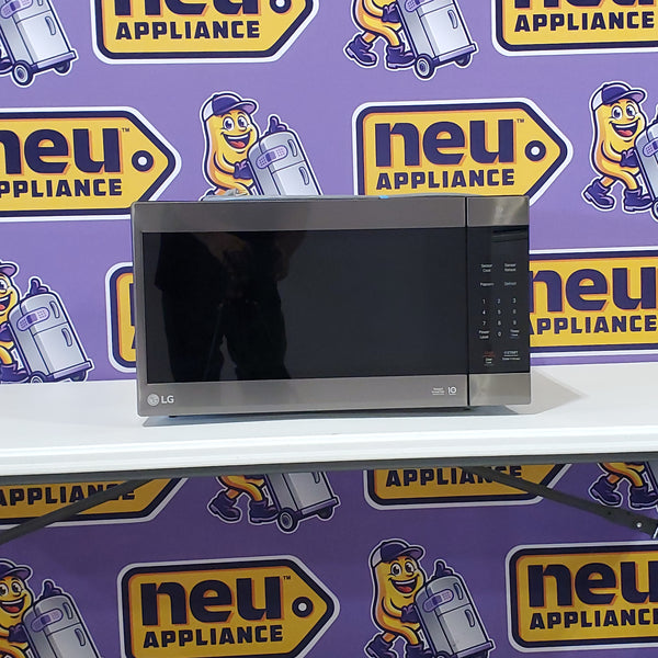 LG Black Stainless Steel Series 2.0 cu. ft. NeoChef™ Countertop Microwave with Smart Inverter and EasyClean® LMC2075BD - Scratch & Dent (Minor)