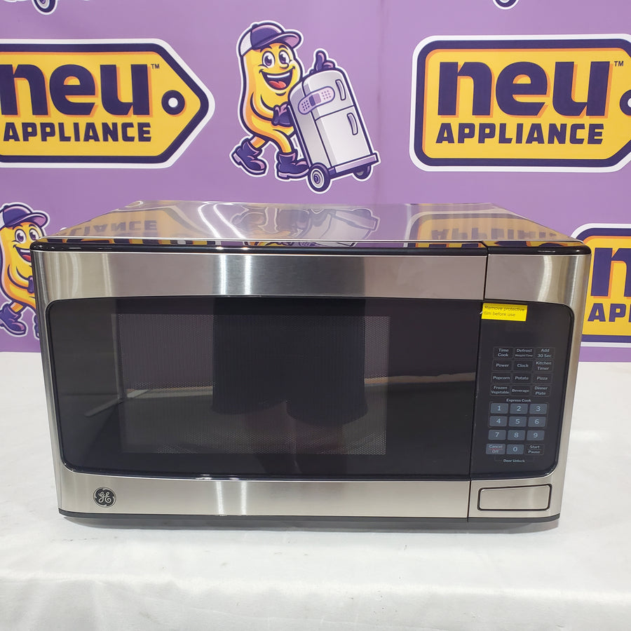 GE 1.1-cu ft 950-Watt Countertop Microwave in Stainless Steel GCST11N1WSS - Open Box