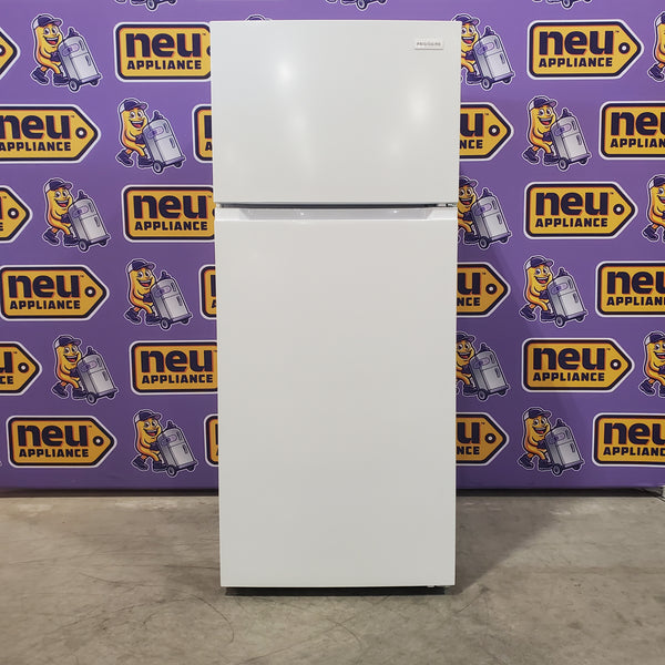 Frigidaire 16 Cu. Ft. Garage Ready Top Freezer Refrigerator in White 3SD612 - FRTE1622AW - Scratch & Dent (Moderate)