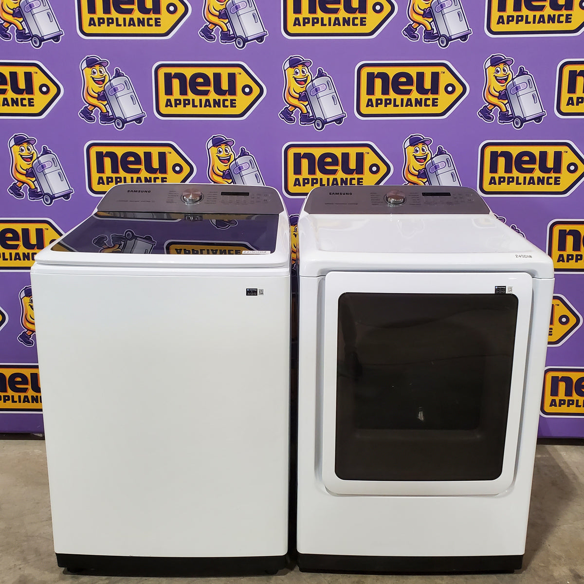 Samsung 5.2 cu. ft. Large Capacity Smart Top Load Washer with Super Speed Wash in White WA52DG5500AW - Open Box and Samsung White Smart Electric 7.4 Cu. Ft. Dryer with Sensor Dry and Steam Sanitize+ 16212 - DVE52A5500W - Scratch & Dent (Minor)