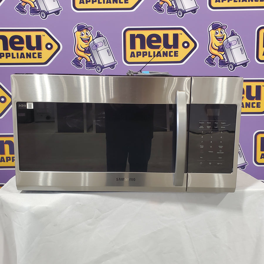 Samsung 30 inch 1.7 cu. ft. Over-the-Range Microwave in Fingerprint Resistant Stainless Steel 18SD053 - ME17R7021ES - Open Box