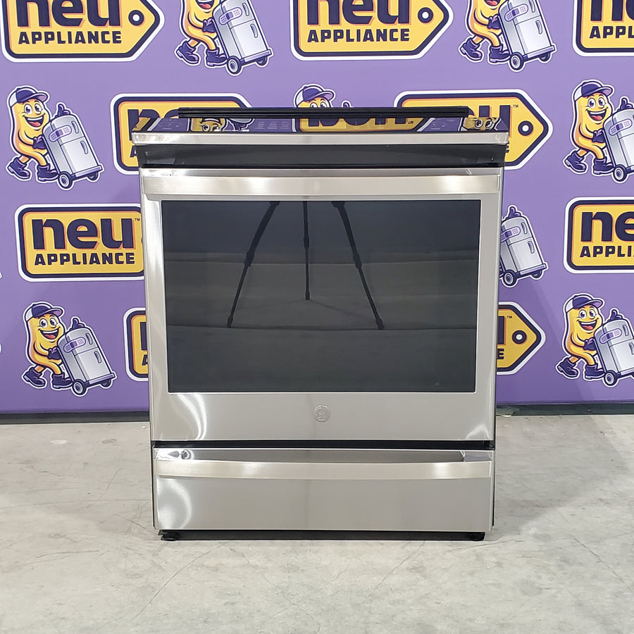 GE Profile™ Fingerprint Resistant Stainless 30" Smart Slide-In Front-Control Induction and Convection Range with No Preheat Air Fry PHS930YPFS - Scratch & Dent - Minor