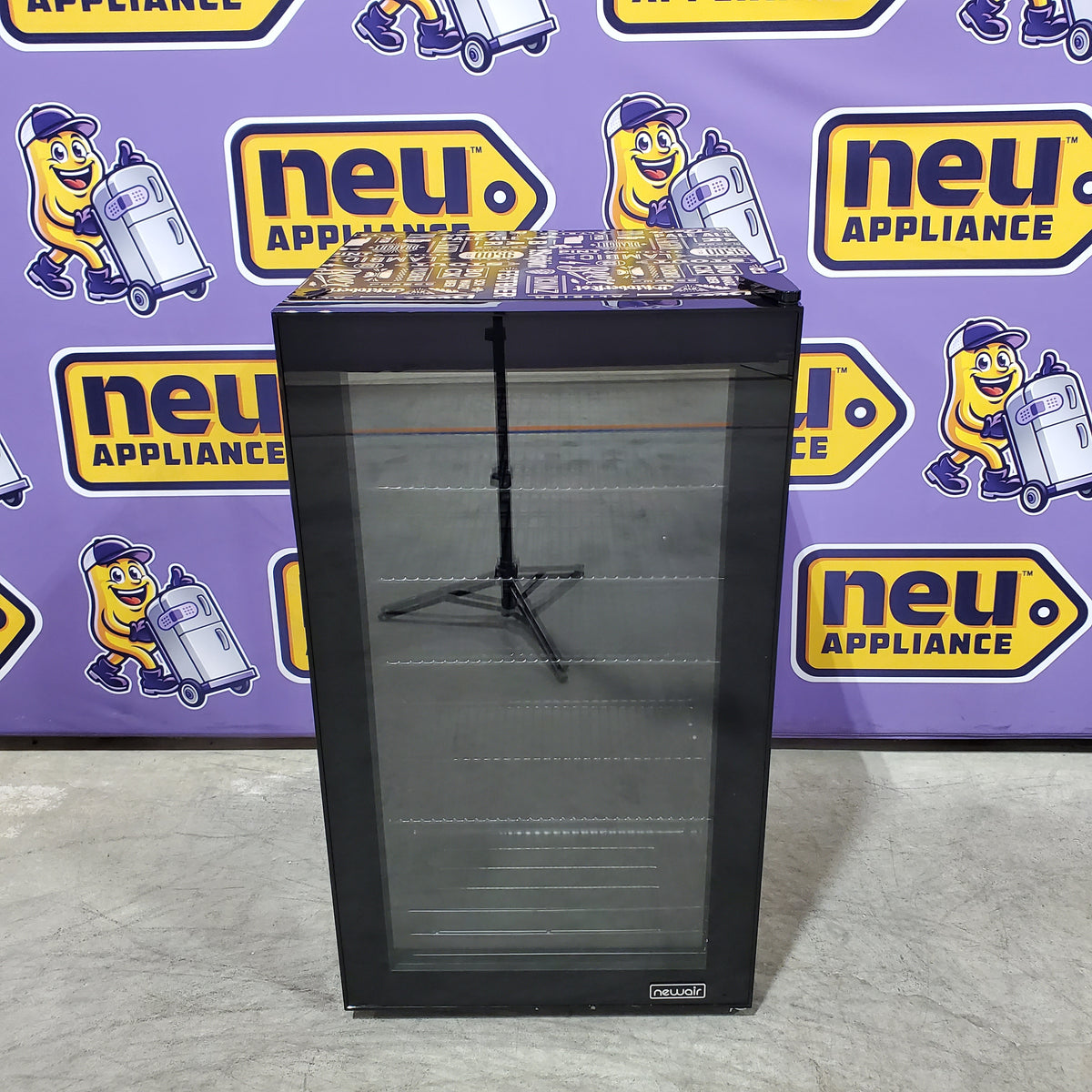 NewAir 18.50-in W 126 -Can Capacity Black Freestanding Indoor Beverage Refrigerator with Glass Door 251318SD1374 - AB-1200BC1 - Scratch & Dent (Minor)