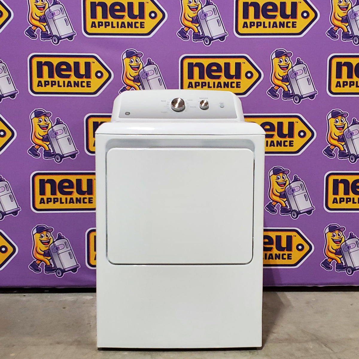 GE White Electric 7.2 Cu. Ft. Capacity Dryer with Up to 120 Ft. Venting and Reversible Door 1CR04122 - GTD38EASWWS - Certified Refurbished