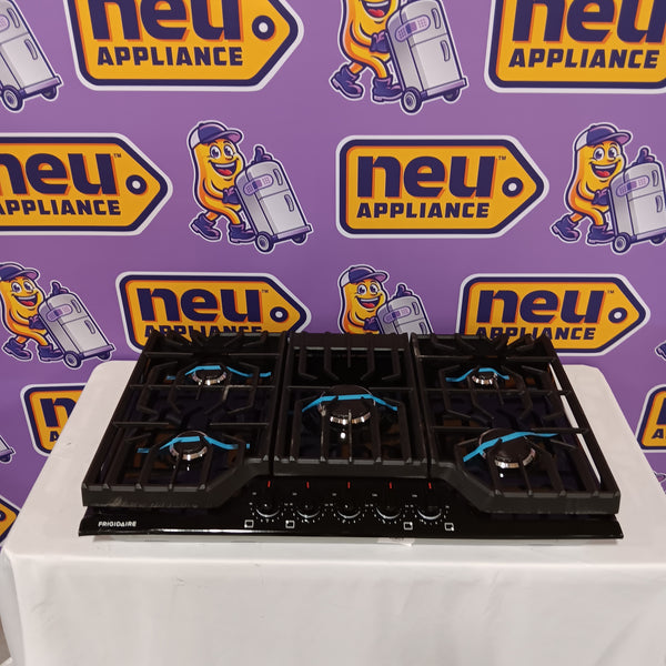 Frigidaire 5-Burner 36 inch Gas Cooktop in Black 3SD362 - FCCG3627AB - Scratch & Dent (Minor)