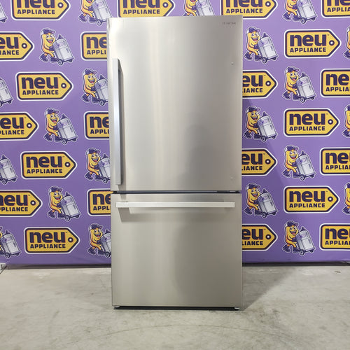 Hisense Counter Depth Bottom Freezer 17.2 Cu. Ft. Refrigerator with LED Lighting and Super Cool and Super Freeze in Fingerprint Stainless Steel 5SD199 - HRB171N6ASE - Scratch and Dent (Minor)