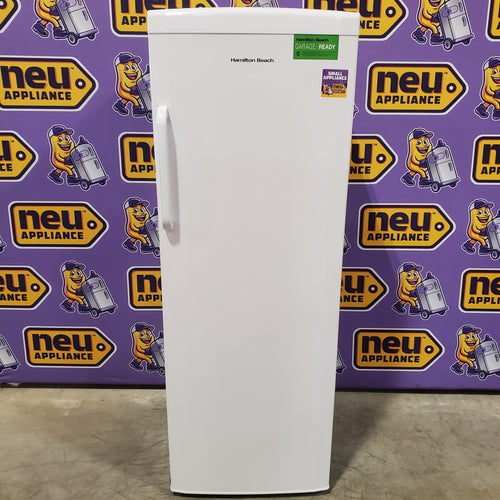 Hamilton Beach 11 Cu Ft Upright Freezer in White 251312SD1027 - HBFRF0011 - Scratch & Dent (Minor)