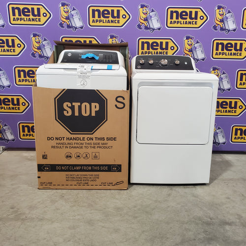 GE 4.5 cu. ft. Capacity Washer with Water Level Control GTW585BSVWS - New in Box and GE 7.2 cu. ft. Capacity Electric Dryer with Up To 120 ft. Venting and Extended Tumble  16043 - GTD48EASWWB - Scratch & Dent (Minor)