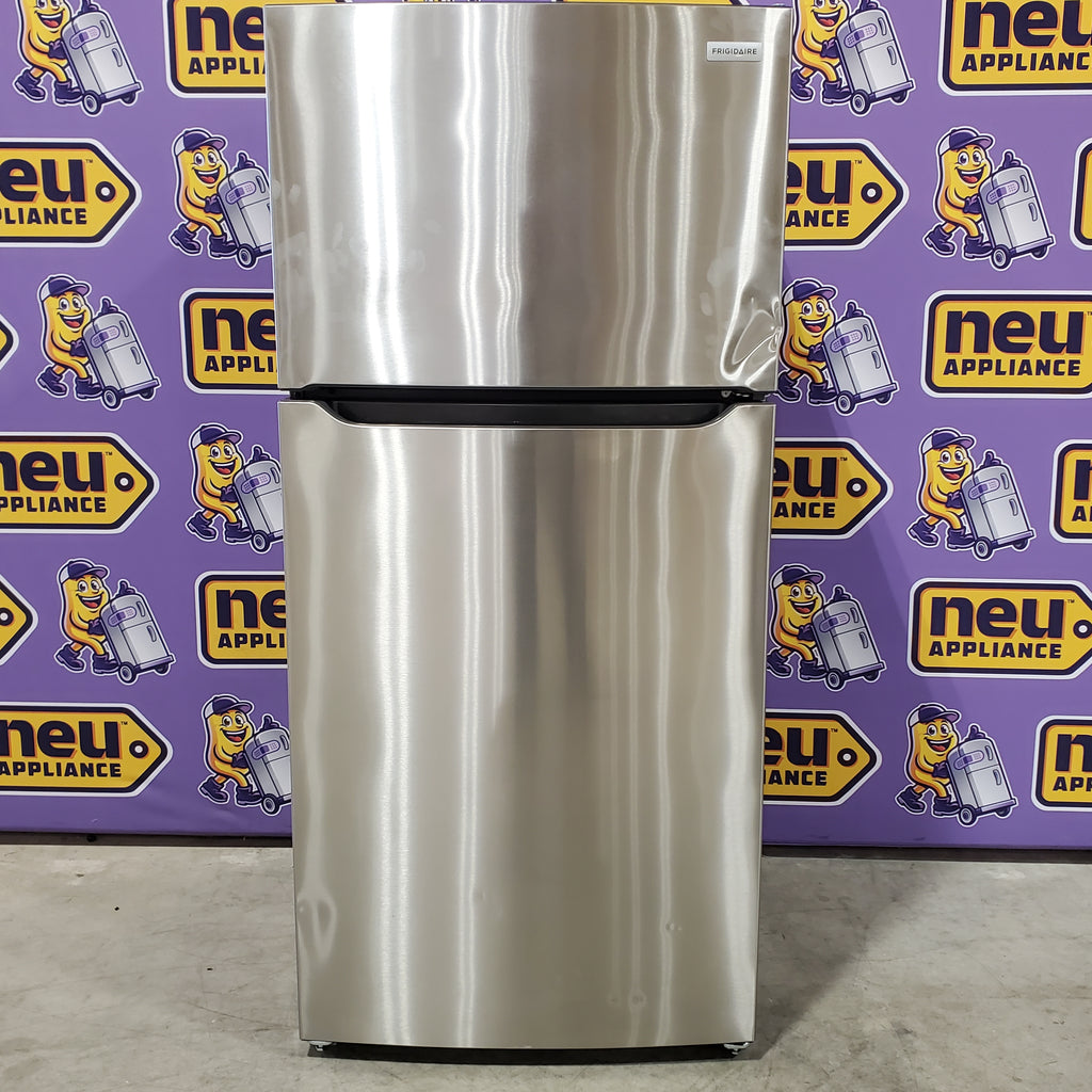 Pictures of Frigidaire 20 Cu. Ft. Garage Ready Top Freezer Refrigerator 20231SD250 - FFHT2045XS - Scratch & Dent (Moderate) - Neu Appliance Outlet - Discount Appliance Outlet in Austin, Tx