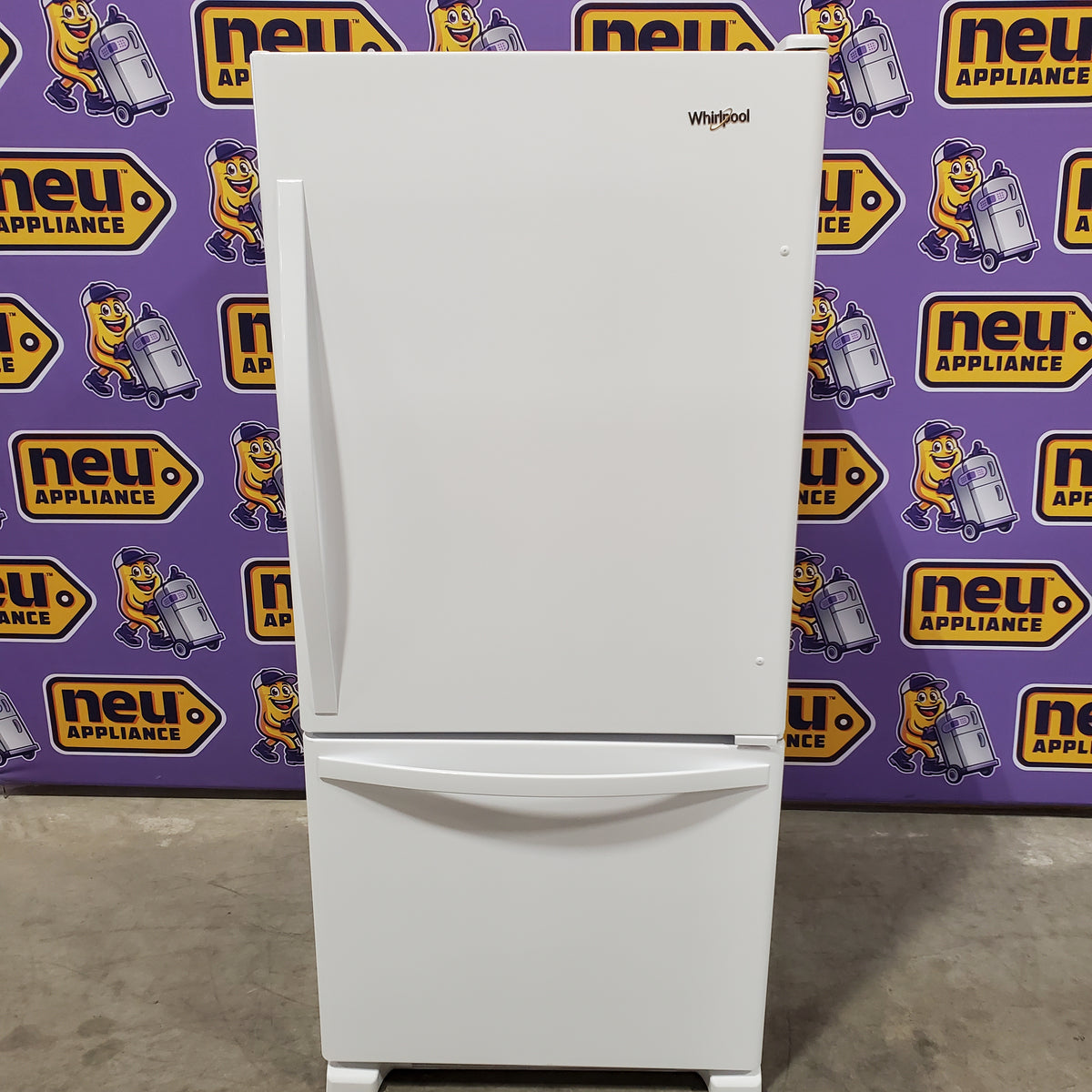 Whirlpool 18.7 cu. ft. Bottom Freezer Refrigerator in White WRB329DMBW - Scratch & Dent (Minor)