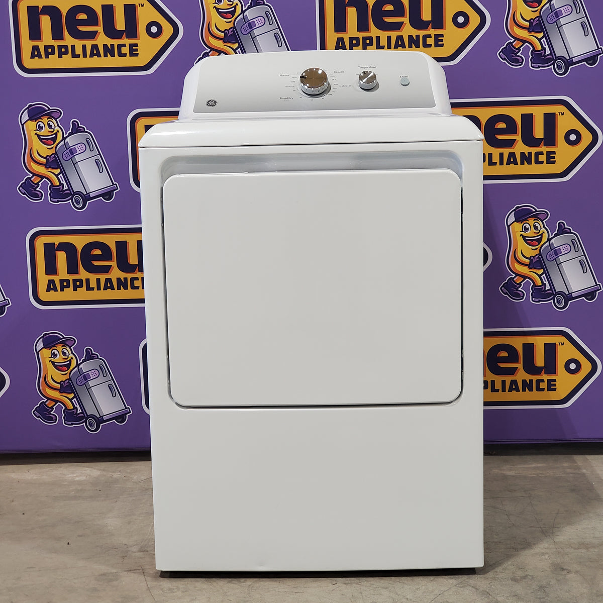 GE White Electric 7.2 Cu. Ft. Capacity Dryer with Up to 120 Ft. Venting and Reversible Door GTD38EASWWS - Open Box