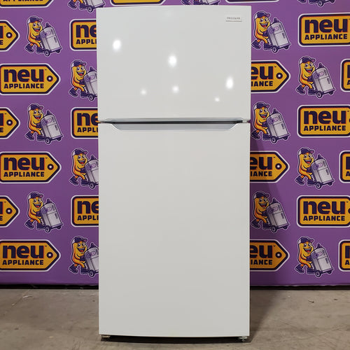 Frigidaire 18.3-cu ft Garage Ready Top-Freezer Refrigerator in White 3SD660  - FRTD1830AW - Scratch & Dent (Minor)