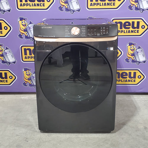 Samsung 7.5 cu. ft. Smart Electric Dryer with Steam Sanitize+ and Sensor Dry in Brushed Black 24SD016 - DVE50BG8300V - Scratch & Dent (Minor)