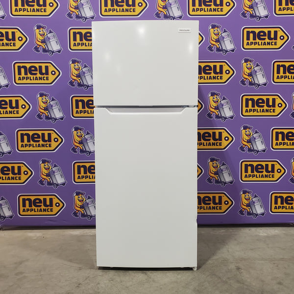 Frigidaire Top Freezer 18 Cu. Ft. Capacity Refrigerator with Spacious Interior Storage and Bright LED Lighting in White FFHT1822UW - Scratch and Dent (Minor)