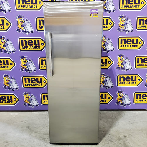 Vissani 24 in. 11 cu. ft. Convertible Auto Defrost Garage Ready Upright Freezer/Refrigerator in Stainless Steel, Energy Star SA309 - VSF11US2A16 - Scratch & Dent (Minor)