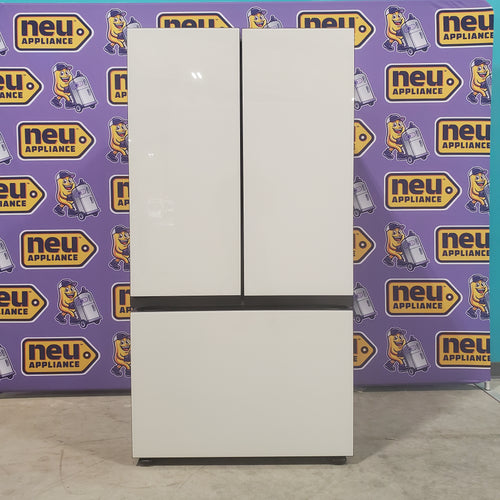 Samsung Bespoke 3-Door French Door Refrigerator (30 cu. ft.) with Beverage Center™ in White Glass - Open Box