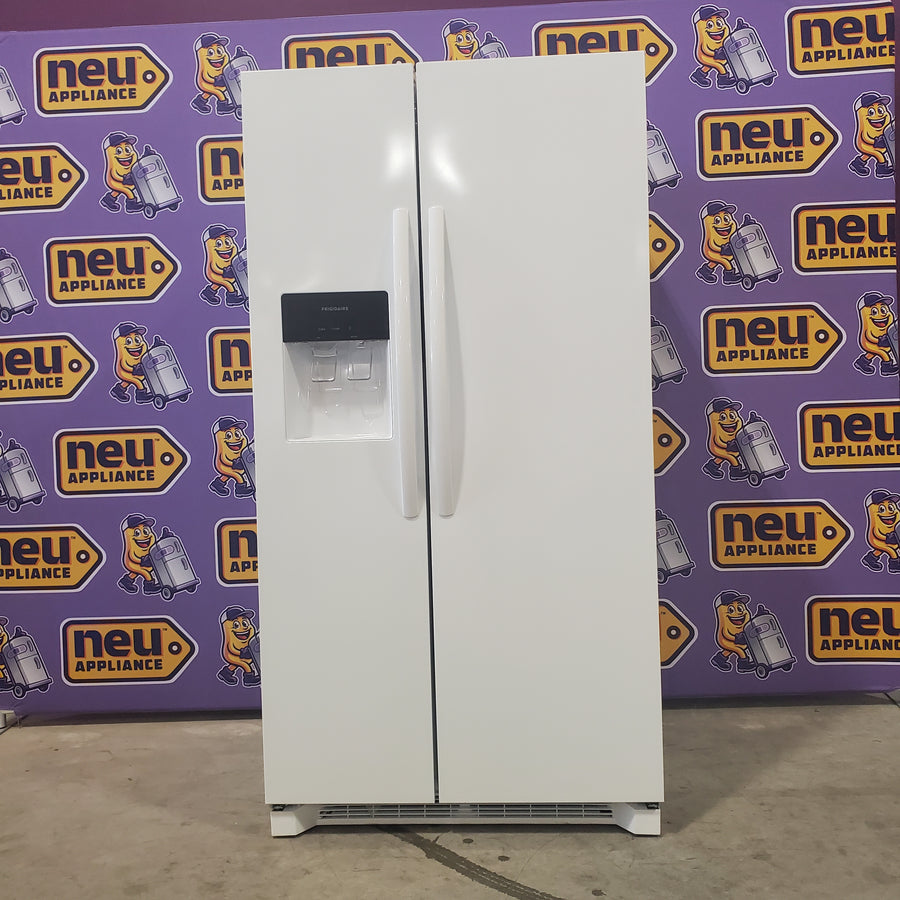 36 1/8" Wide White Frigidaire 25.6 cu. ft. Side by Side Refrigerator with Exterior Ice and Water Dispenser - Scratch and Dent - Minor