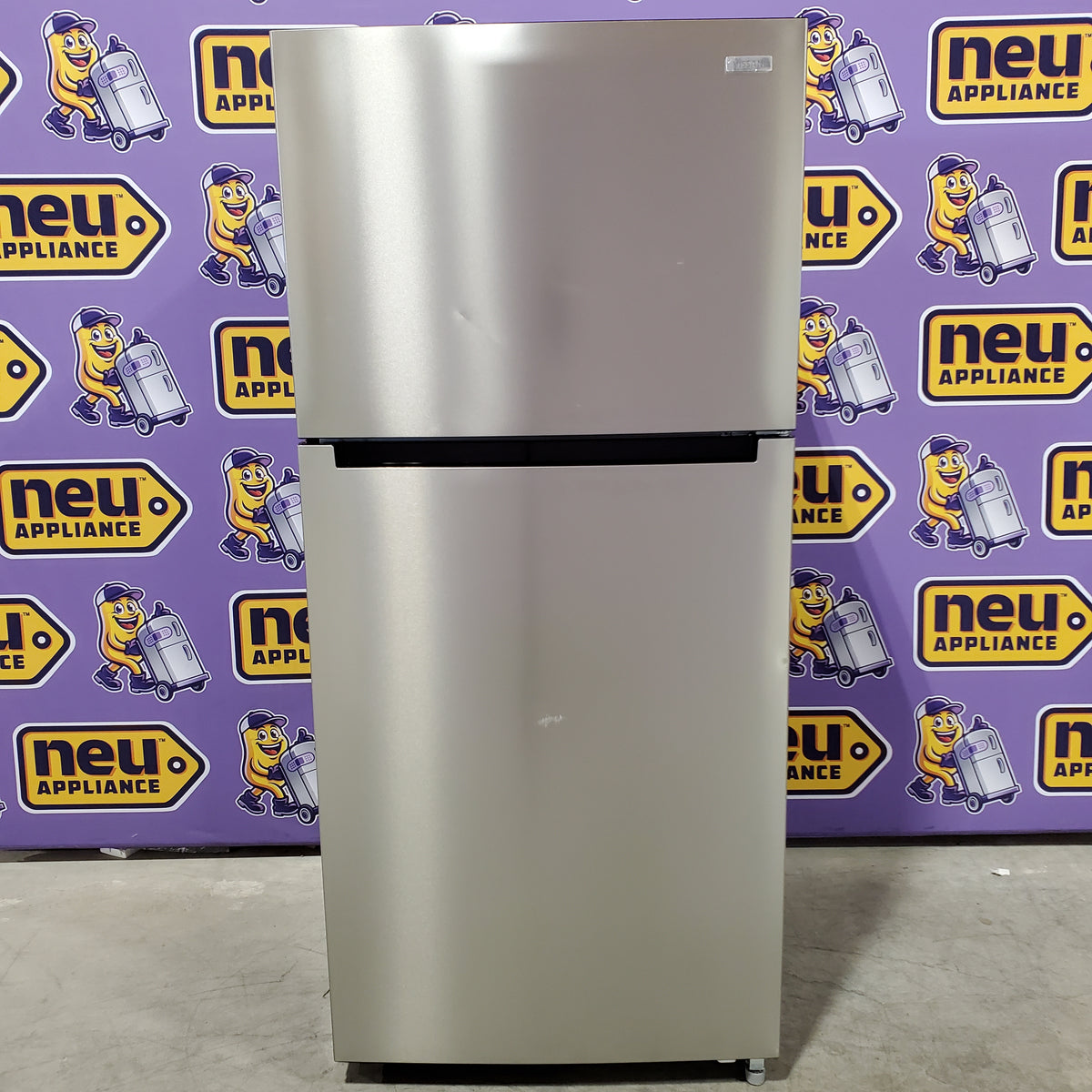 Vissani 18.1 cu. ft. Top Freezer Refrigerator in Fingerprint Resistant Stainless Steel Look, Garage Ready 251315SD1103 - MDTF18SSR5 - Scratch & Dent (Moderate)