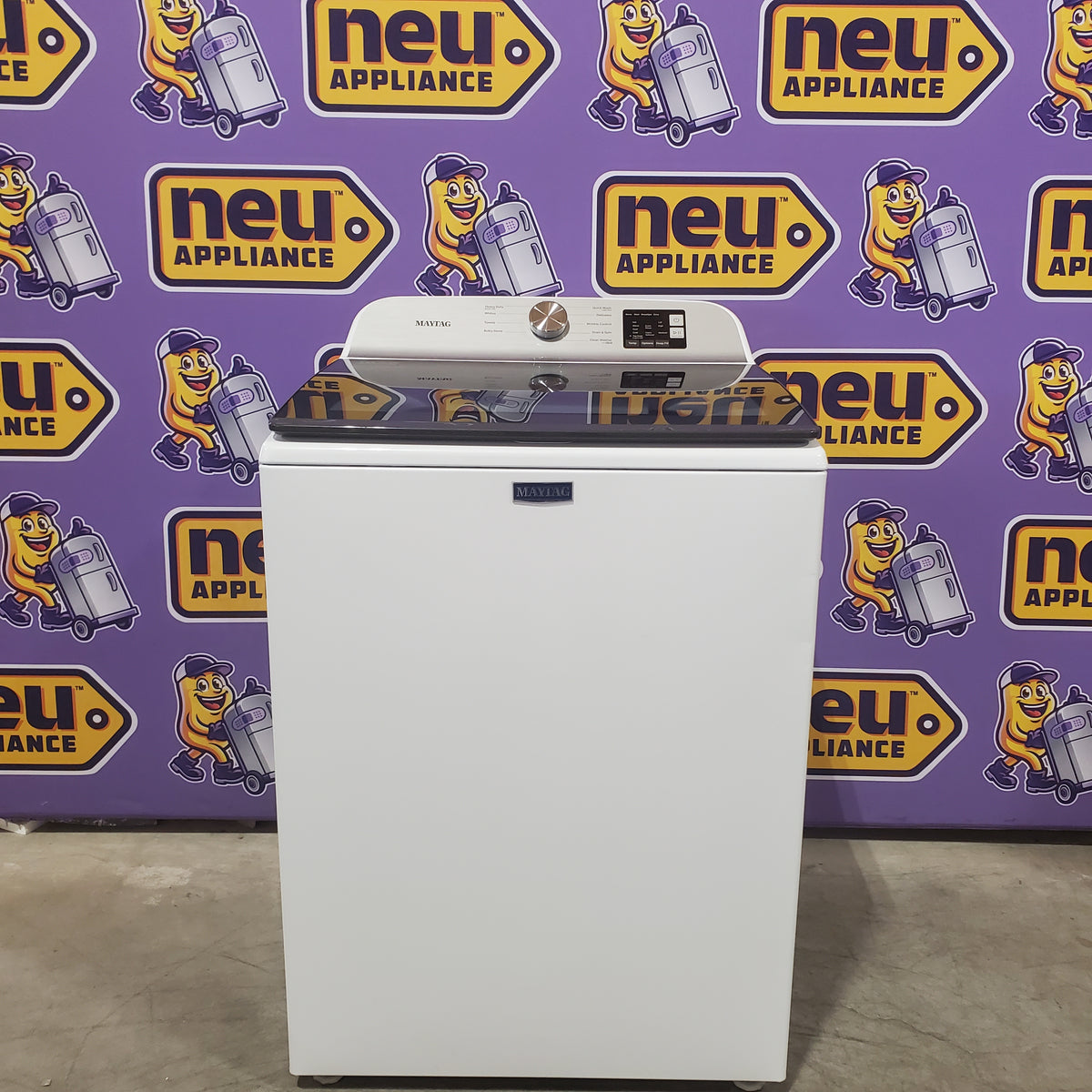 Maytag Top Load 4.8 cu ft Washer with Deep Fill and Slow-Close Glass Lid 30133SD126 - MVW6200KW - Scratch & Dent (Minor)