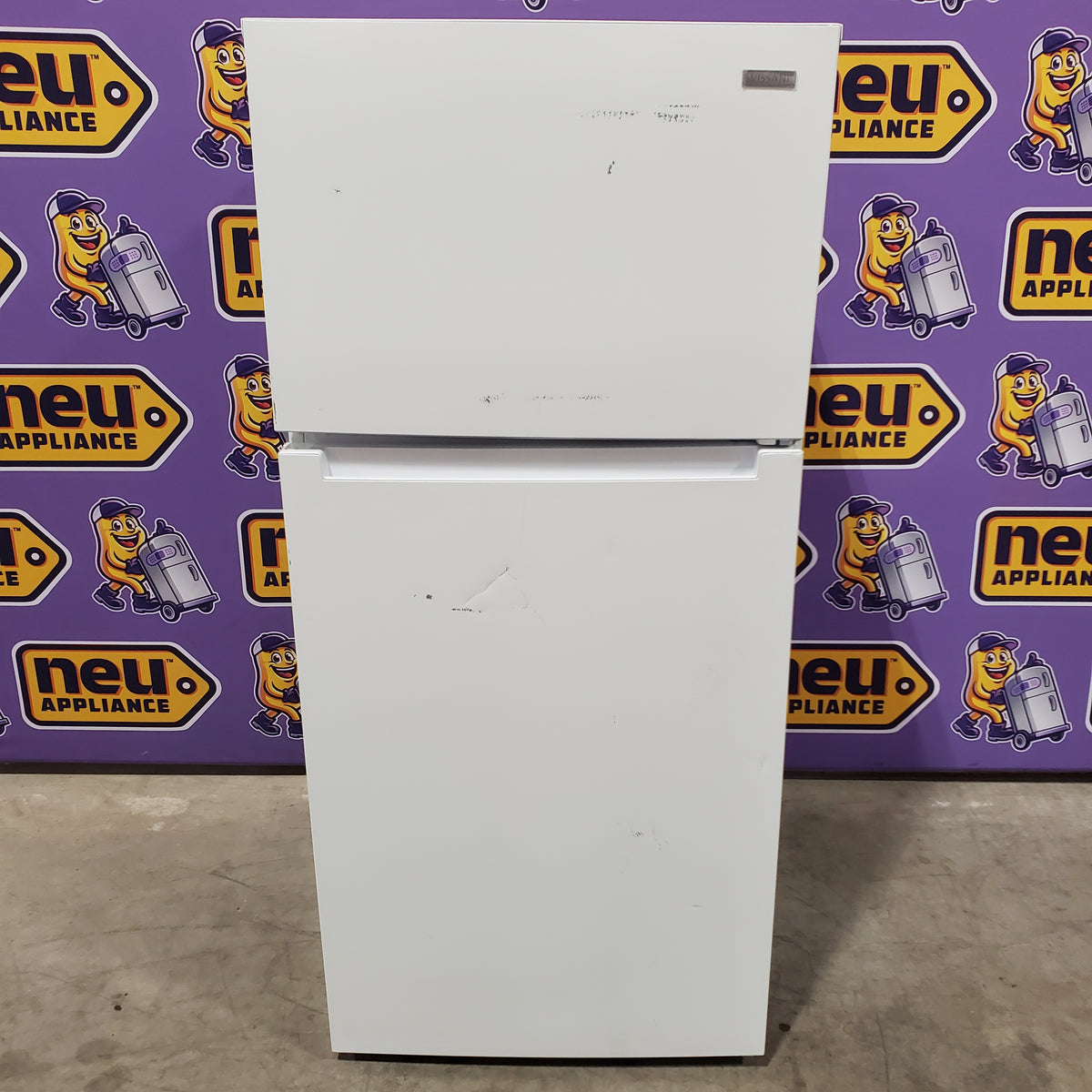 Vissani 14.2 cu. ft. Top Freezer Refrigerator in White, Garage Ready 251310SD886 - MDTF14WH5 - Scratch & Dent (Minor)