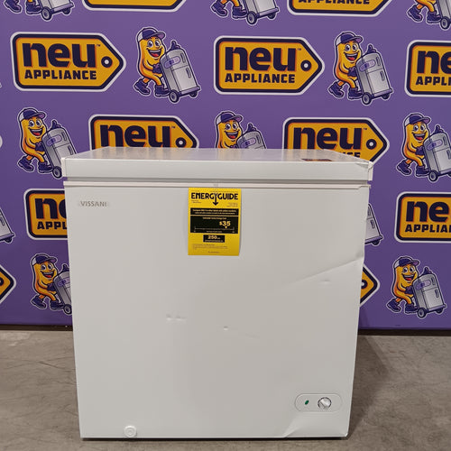 Pictures of Vissani 7.0 cu. ft. Manual Defrost Chest Freezer with LED Light in White, Garage Ready SA304 - HMCF7W5 - Scratch & Dent (Major) - Neu Appliance Outlet - Discount Appliance Outlet in Austin, Tx