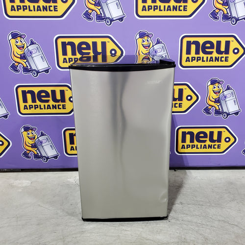 Vissani 3.3 cu. ft. Mini Refrigerator in Stainless Look with 7-Door Racks and Energy Efficiency 251315SD1094 - MDAR33SS5 - Scratch & Dent (Moderate)