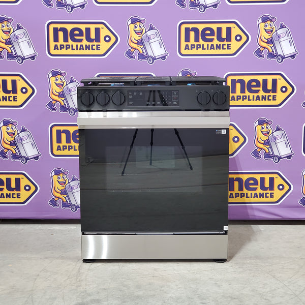 Samsung Bespoke 6.0 cu. ft. Smart Slide-In Gas Range with Precision Knobs in Stainless Steel NSG6DG8100SR - Scratch & Dent (Minor)