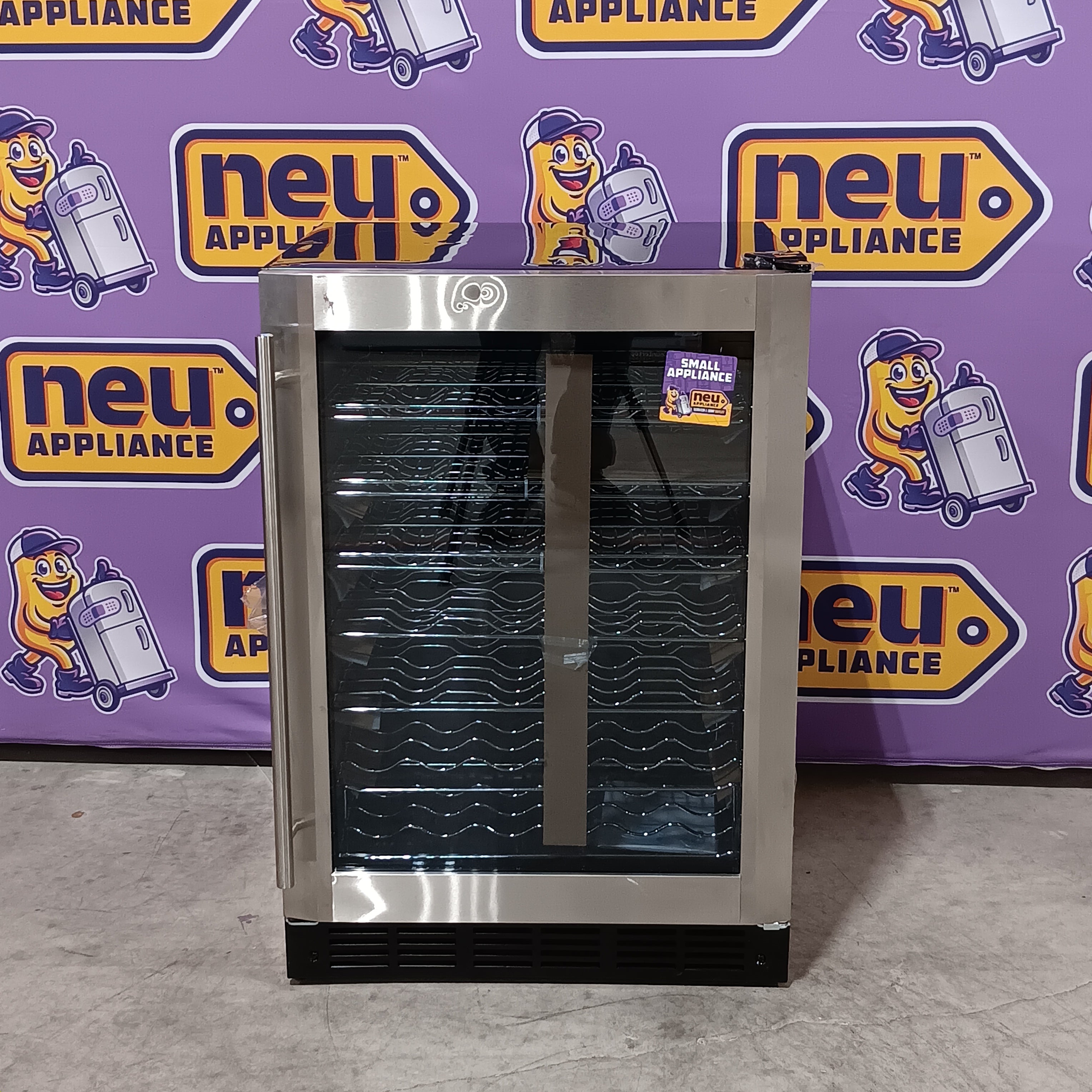 Vissani 23.4 in. 50 Bottle, 154 Can, Wine and Beverage Cooler with Sta