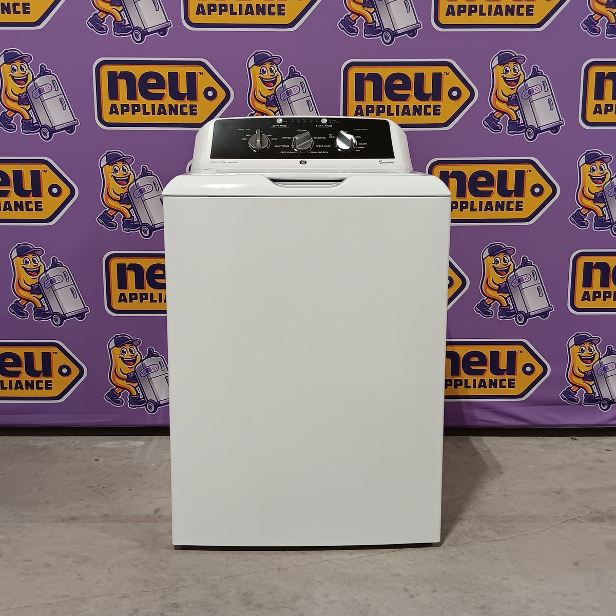 GE Commercial Quality 4.3 cu. ft. Capacity Washer with Stainless Steel Basket with Deep Clean GE9869 - GTW525ACWWB - New in Box