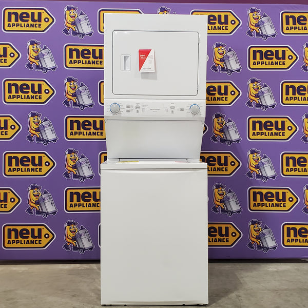 Frigidaire Electric Washer/Dryer Laundry Center - 3.9 Cu. Ft Washer and 5.5 Cu. Ft. Dryer FLCE7522AW - Scratch & Dent (Minor)
