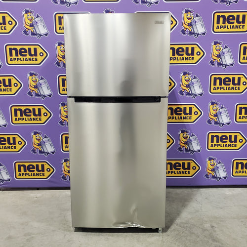 Vissani 18 cu. ft. Top Freezer Refrigerator in Stainless Steel, Garage Ready 25131SD308 - MDTF18SSR - Scratch & Dent (Moderate)