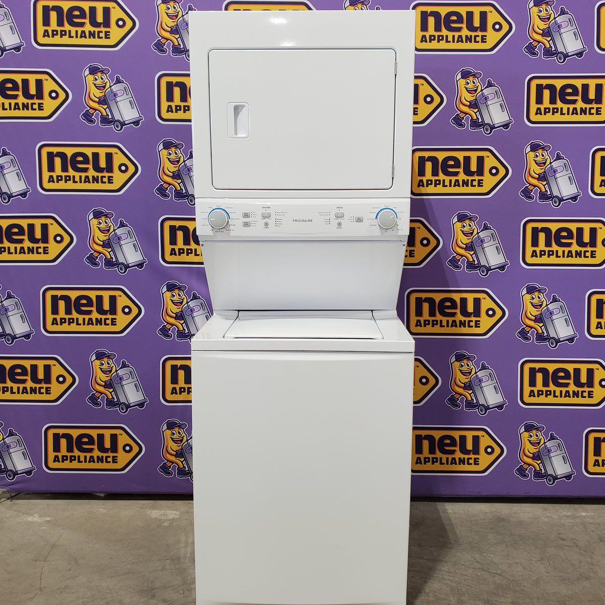 Frigidaire Electric Washer/Dryer Laundry Center - 3.9 Cu. Ft Washer and 5.5 Cu. Ft. Dryer 22SD56 - FLCE7522AW - Scratch & Dent (Minor)