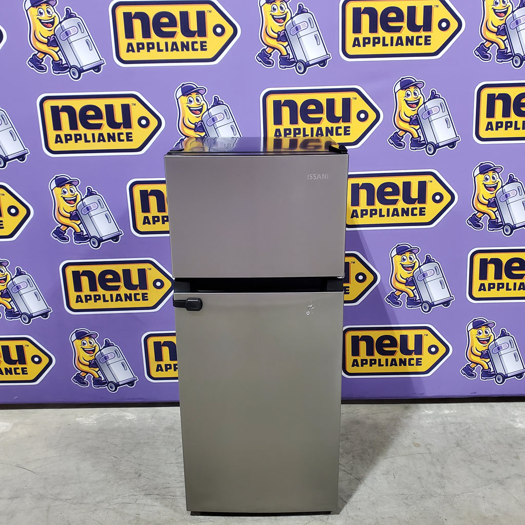 Vissani 4.5 cu. ft. 2-Door Mini Refrigerator in Platinum Steel with Freezer 251310SD877 - HVDR45PS - Scratch & Dent (Minor)