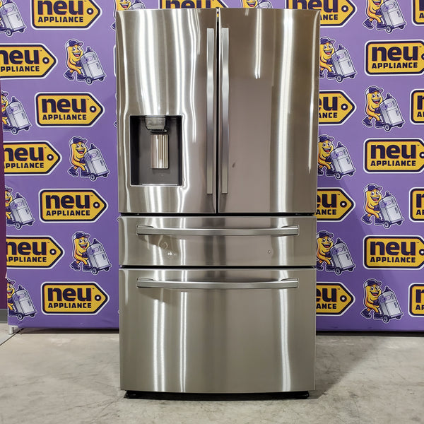 Samsung 28-cu ft 4-Door ENERGY STAR Smart French Door Refrigerator with Ice Maker in Fingerprint Resistant Stainless Steel 4SD413 - RF28R7201SR - Scratch and Dent (Minor)