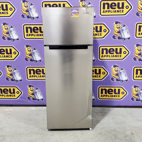 Vissani 7.2 cu. ft. Top Freezer Refrigerator in Fingerprint Resistant Stainless Steel Look MDTF7SSES4 - MDTF7SSES4 - Scratch & Dent (Moderate)